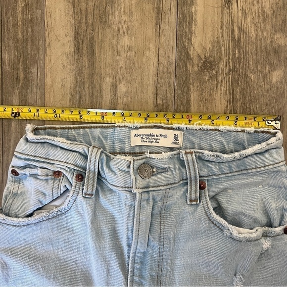Abercrombie & Fitch Curve Love Ultra High Rise 90s Straight Jean Light Destroy - Picture 12 of 12